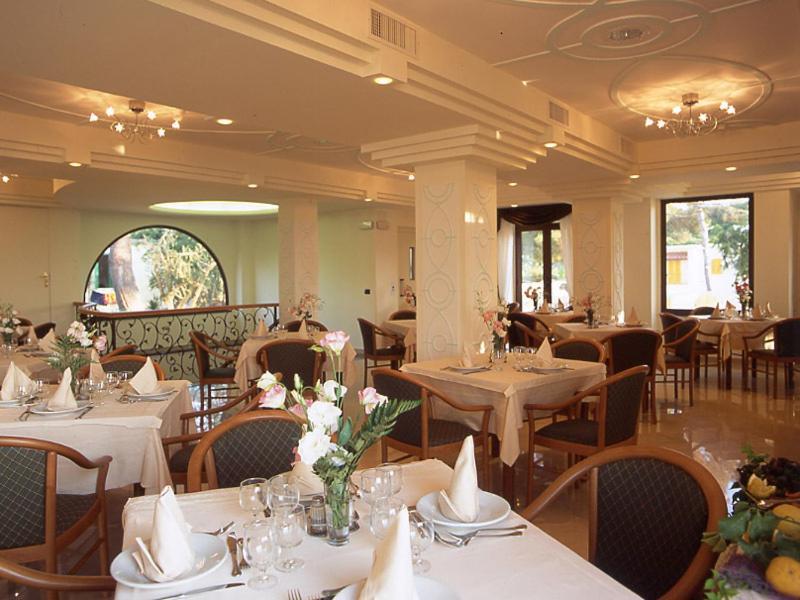 Forio di Ischia Albergo Villa Hibiscus מראה חיצוני תמונה