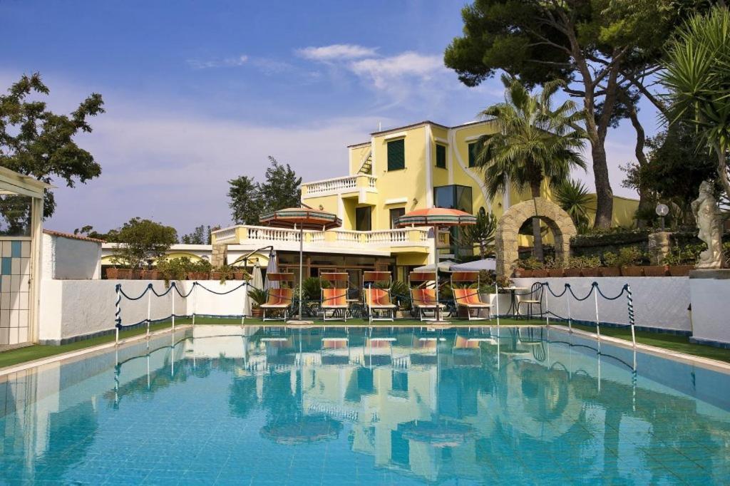 Forio di Ischia Albergo Villa Hibiscus מראה חיצוני תמונה
